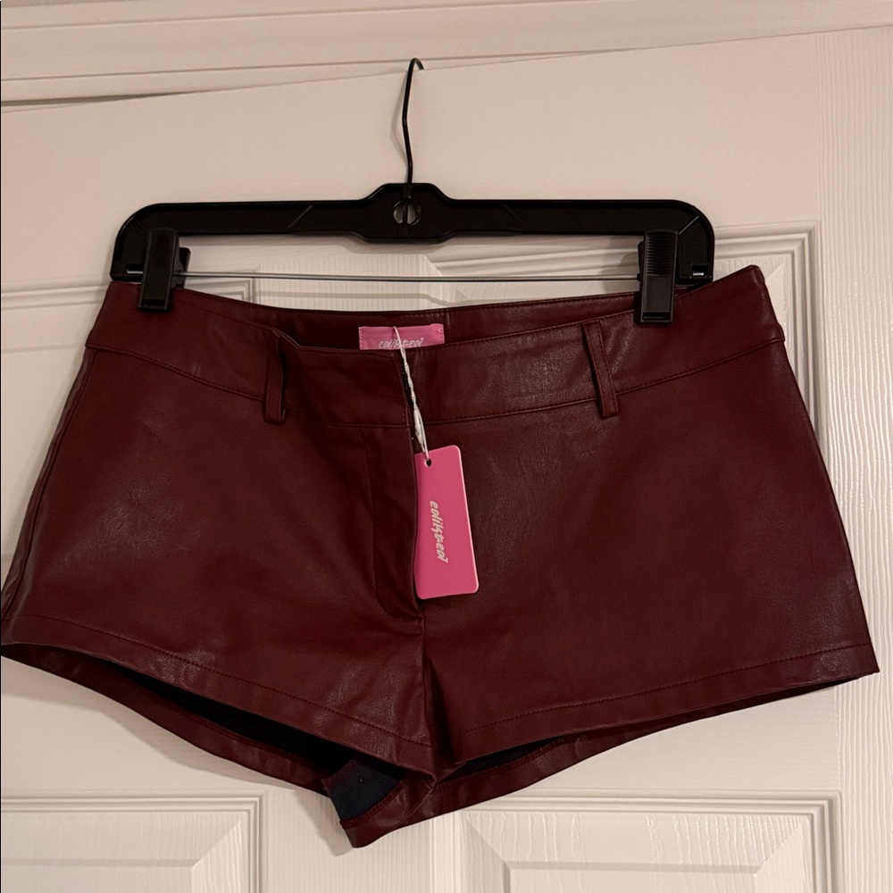 Edikted High Waist Burgundy Shorts
